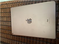 ipad-air3_256g-wi-fi 蜂窝版。电池健康84%。无拆无修。a12处理器游戏-视频无...